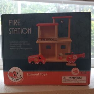 NWT Fire Station Playset - Red and Natural